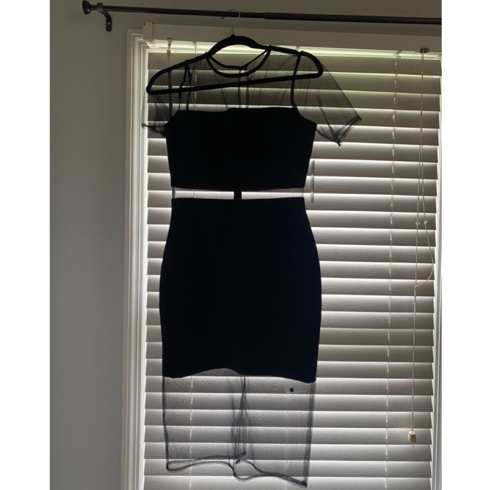 Lulus NWT black dress